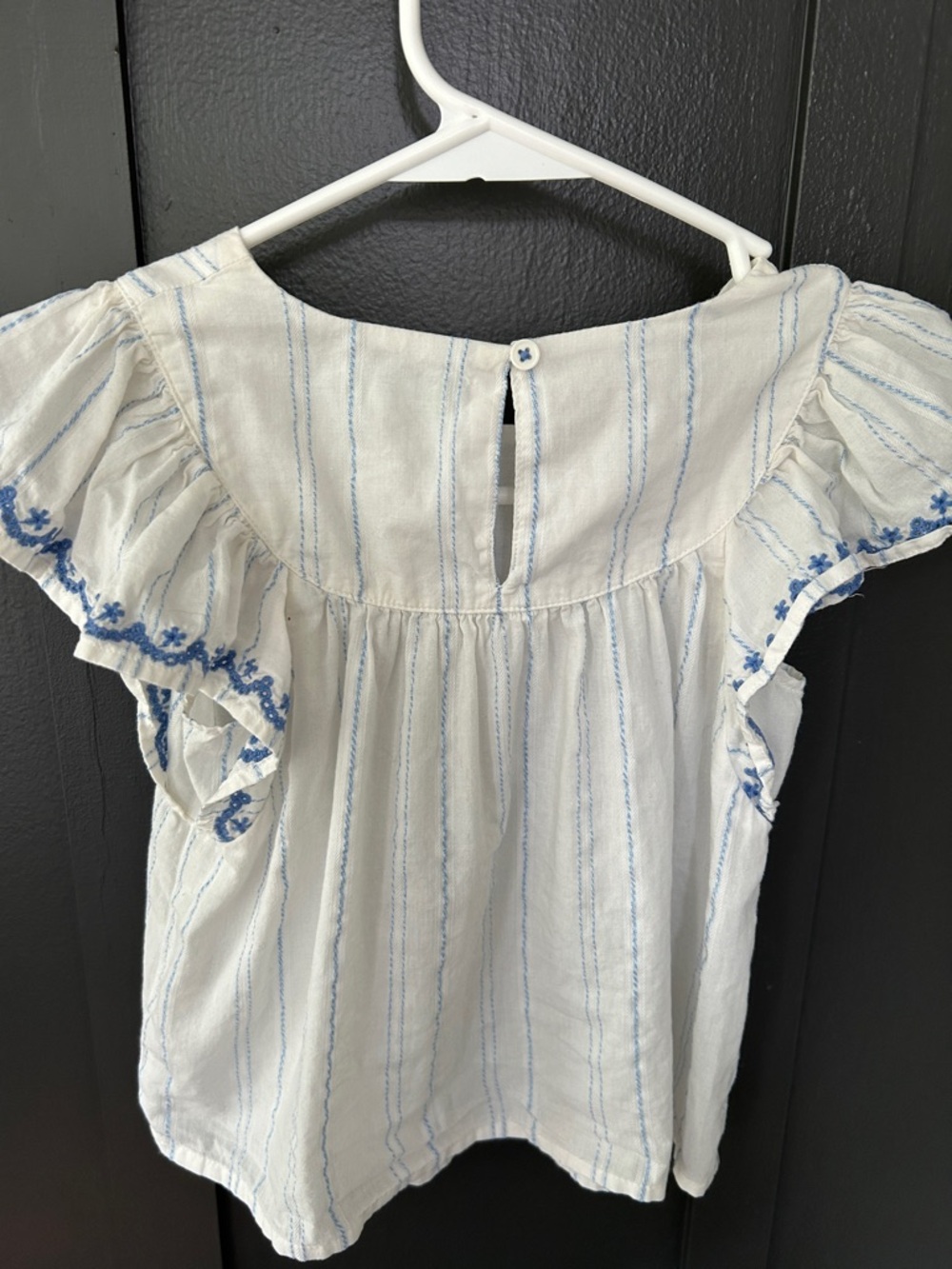 United Colors Of Benetton White Top with Blue Embroidery. Size 3-4T - Picture 3 of 6